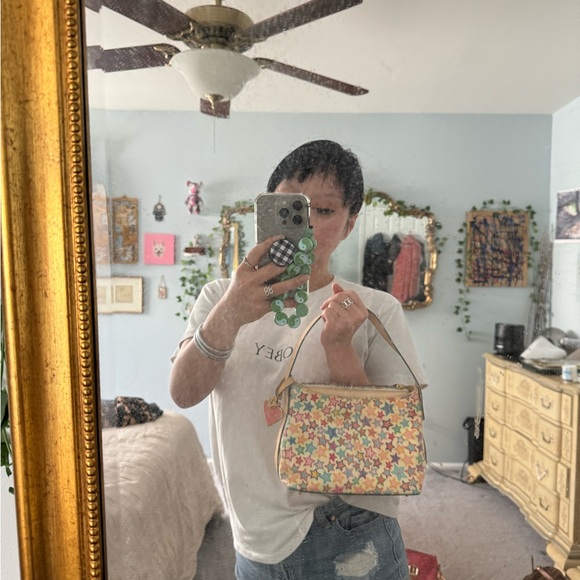 Vintage Dooney and Bourke Star Purse. SUPER CUTE! - Picture 3 of 3